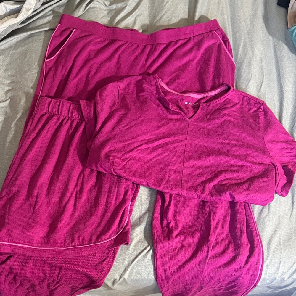 MIDNIGHT Bright Magenta Loungewear /pajamas Set - Top, Pants &shorts